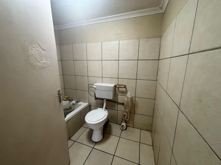 10 Bedroom Property for Sale in Olive Hill Free State